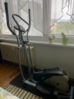 Eliptický trenažér