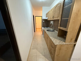 Prenájom 2 izbový byt zariadeny Topoľčany - Streďanská