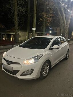 Hyundai i30 1.6crdi 2014 PRVY MAJITEL