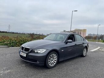 Bmw 318i e90