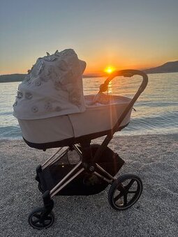 Cybex priam 4.0 vanička simply flowers beige