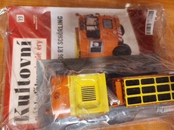 Modely Škoda Kaleidoskop slavnych vozů a Kultovní nakladaky