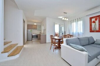 CHORVÁTSKO - Moderne zariadený apartmán - PRIVLAKA, ZADAR