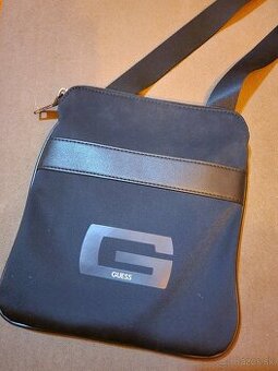 Guess crossbody taska  Nova nenosena