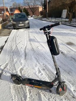 Elektrická kolobežka Gogen Voyager S601