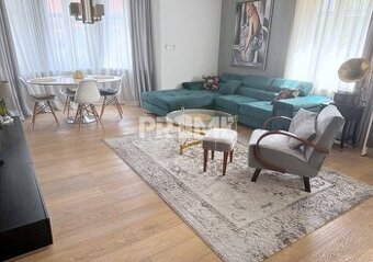 U NÁS  LUXUSNÝ ( 100 m2 ) 2i BYT, VÝHĽAD NA BRAT.HRAD, Pa