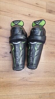 Chrániče holeni bauer supreme