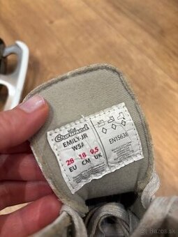 Dievcenske korcule v.28