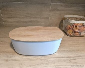 🥖 Praktický moderný chlebník – ideálny do každej kuchyne
