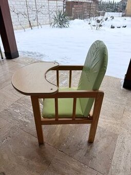 Detská stolička na jedenie