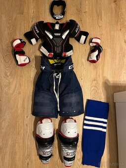 Hokejova vystroj 127-140