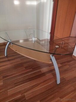 Darujem konferencny stolik