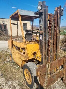 Vysokozdvižný vozík Yale