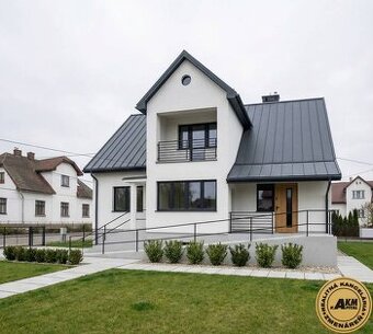 Rodinný dom 979 m2 Turčianske Teplice  na predaj