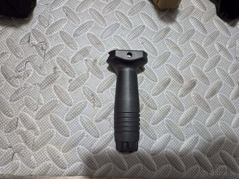 predam airsoft rukovat CYMA