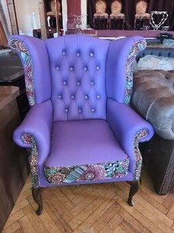 Queen Extravagance - 1