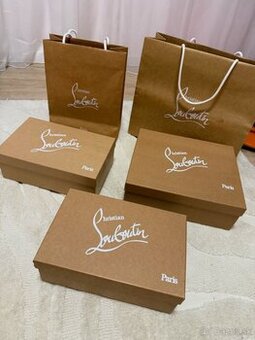 Louboutin krabice a tašk