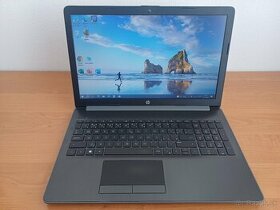 Notebook HP Full HD displej 15,6 palca, 1000GB HDD, 4GB RAM