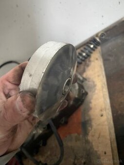 Predám variator zo spojkou a remeňom na skúter gy6 50 v