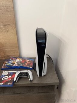 Predám PlayStation 5 s mechanikou + hry – top stav