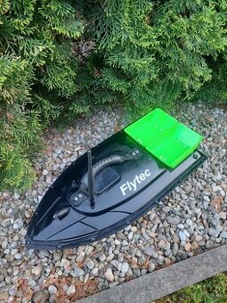 Zavážacia loďka Flytec 2011-5