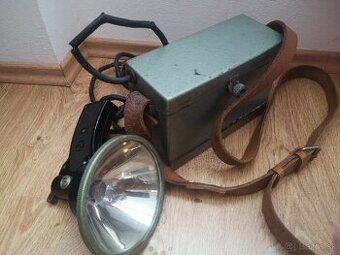 Predám originálny vojenský reflektor z obdobia 2. svetovej