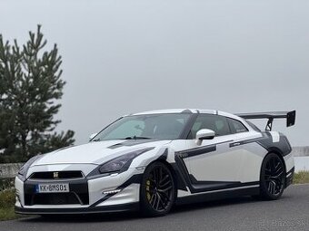 Nissan GT-R GTR R35 Black Edition, facelift