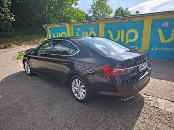 Škoda Superb 2.0 TSI Live Plus 4x4 DSG