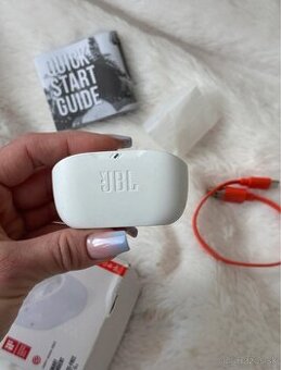 JBL bezdrôtové sluchatka