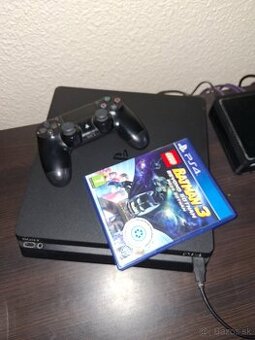 PS 4 + ovladač - 1