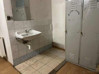 Skladovy/vyrobny a kancelarsky priestor - 1