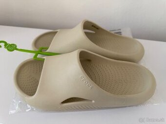 Crocs Mellow Slide 38