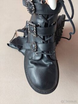 Koženkové čižmičky Primark