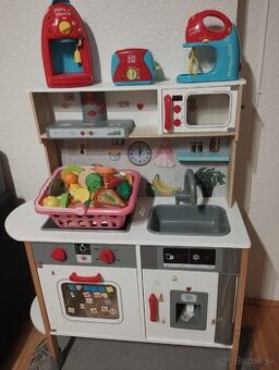 Detska kuchynska z vybavením