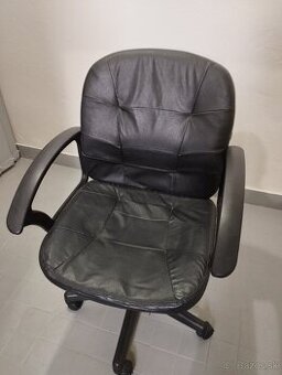 Kancelárska stolička