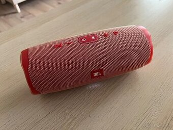 JBL charge 4 červený original