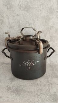 Velmi starý tlakový hrnec tz.tlakáč D.R.G.M - 1