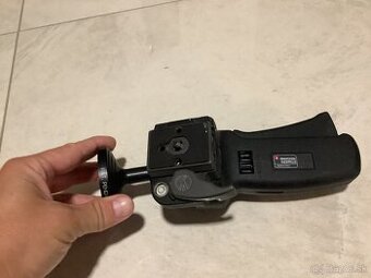 predám statívovú hľavu Manfrotto 322RC2 Grip Ball Head