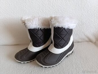 Predam hnede Detske zimne cizmy 34.