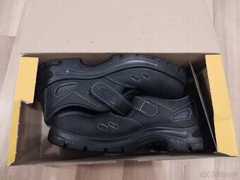 Pracovná obuv 42 zn. Panda: Cena je aj s POŠTOVNÝM