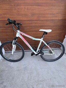 Damsky kellys bicykel