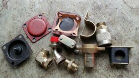 Spojky a spony na hydraulické hadice