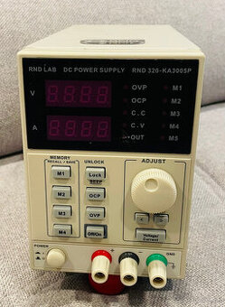 Laboratorný napajací zdroj RND 320-KA3005P