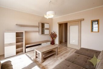 Na predaj, 3 izbový byt, sídl. Drieňová, Banská Štiavnica