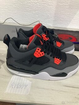 Jordan 4
