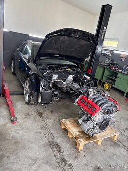 Rozpredam motor 4.2 v8 BNS 309 kw FSI