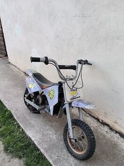 Predám elektrickú motorku Razor