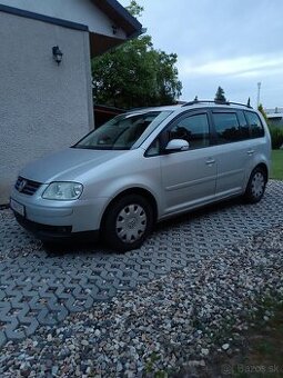 Volkswagen Touran 1.6 plyn benzín