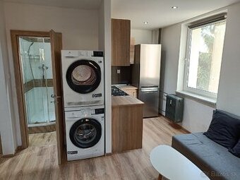 1.5 Izbový byt, Poprad - Západ na prenájom od 1.8.