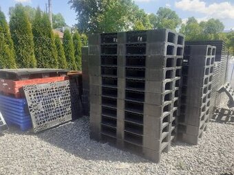 Predám 600L nadrž plastove palety